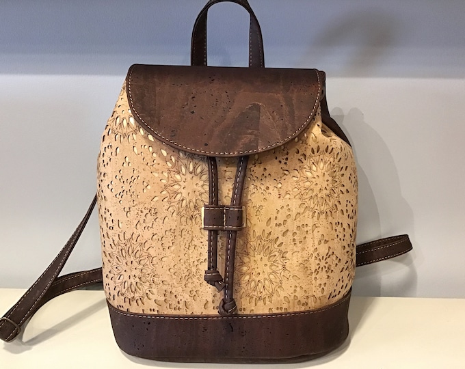 Cork back pack,  brown and natural, Vegan, Eco Friendly, Cruelty Free, Sac a Dos, Ruckzack