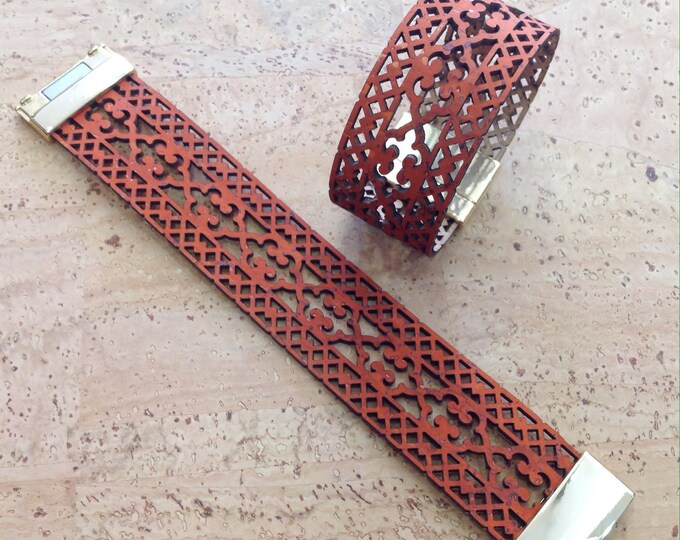 Cork filigree bracelet, coral red, with magnetic clasp