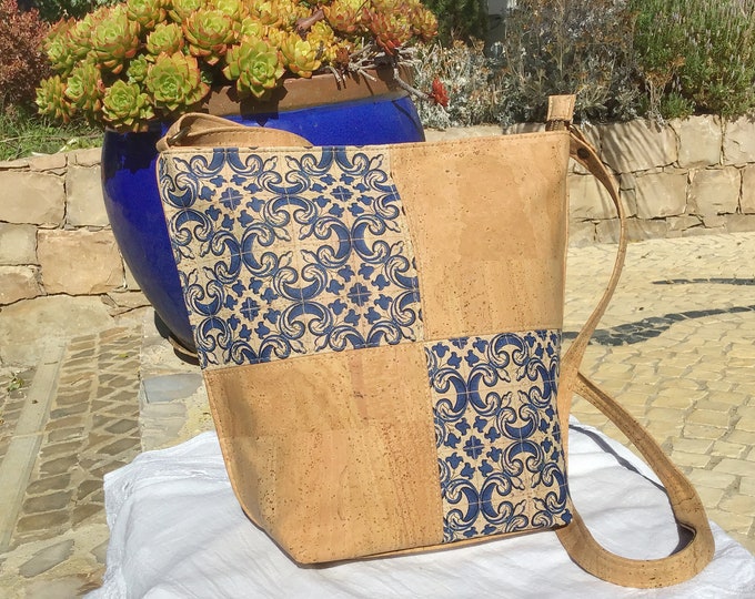 Cork shoulderbag natural and blue wall tile, Vegan, Cruelty free, Eco Friendly