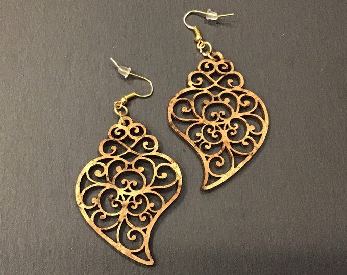 Cork earrings - filigree heart - Vegan - Eco Friendly