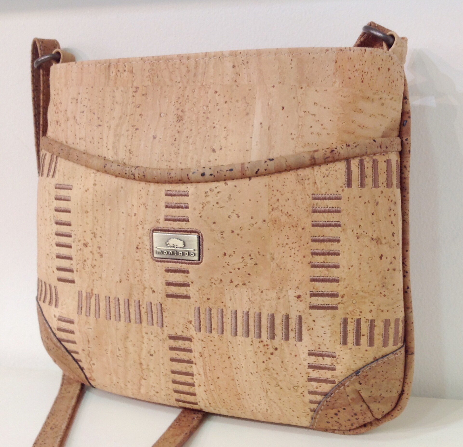 Cork shoulder bag, with embroidery Montado Vegan Eco Friendly