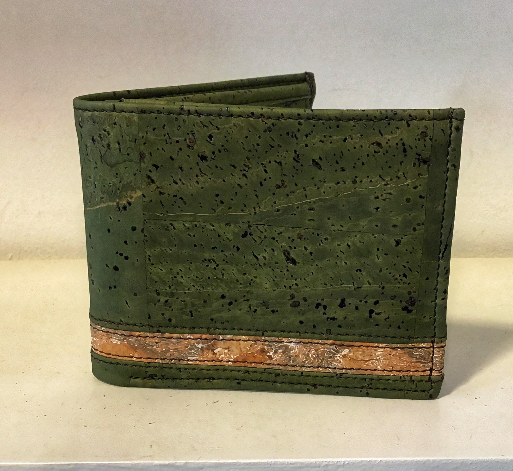 Cork wallet - green - complete - High quality - Vegan - Eco Friendly