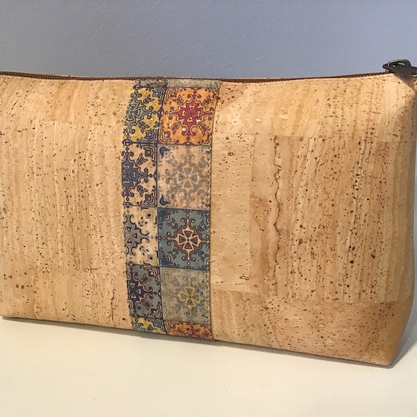 Cork bag / make-up bag in high quality cork, vegan, cruelty free, Eco Friendly