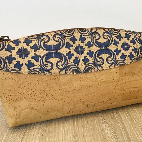 Cork bag / make-up bag in high quality cork, vegan, cruelty free, Eco Friendly