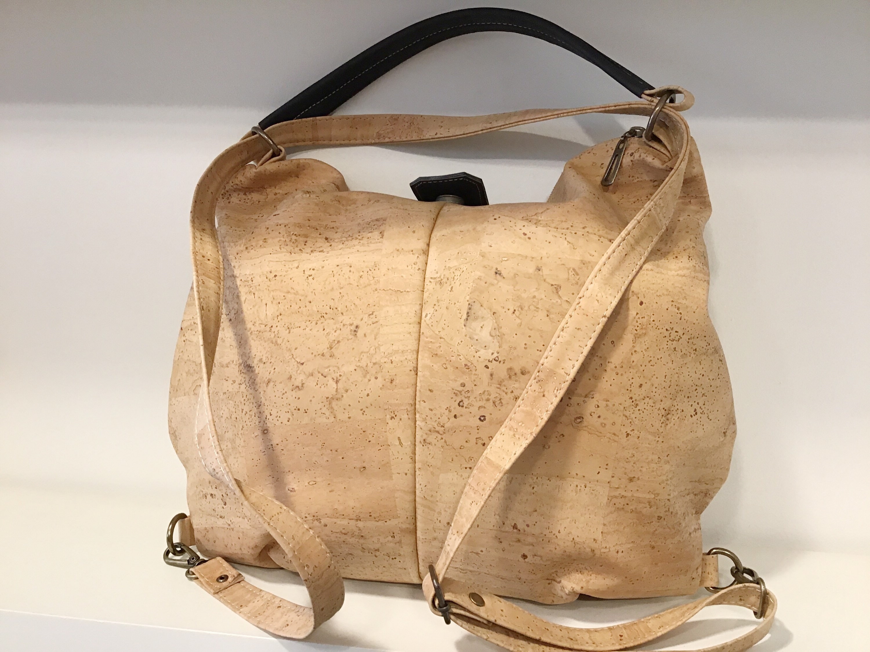 vegan sustainable handbags
