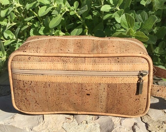 Cork toiletry bag, man, high quality cork, vegan, cruelty free, Eco Friendly