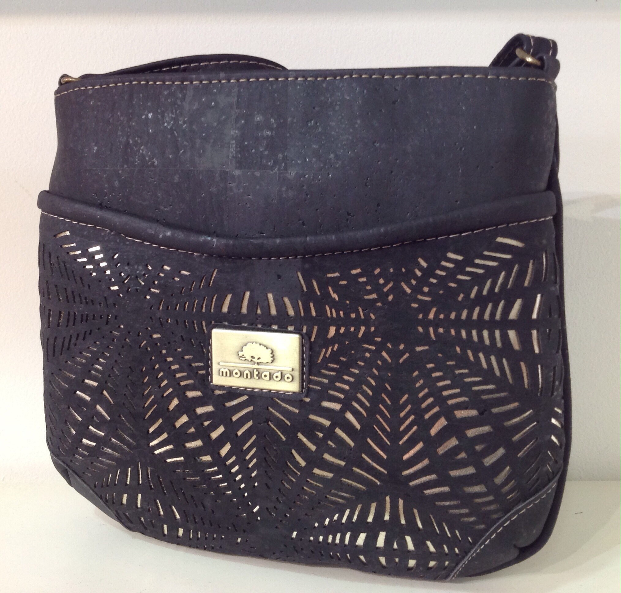 Cork shoulder bag, in black cork Montado Vegan Eco Friendly