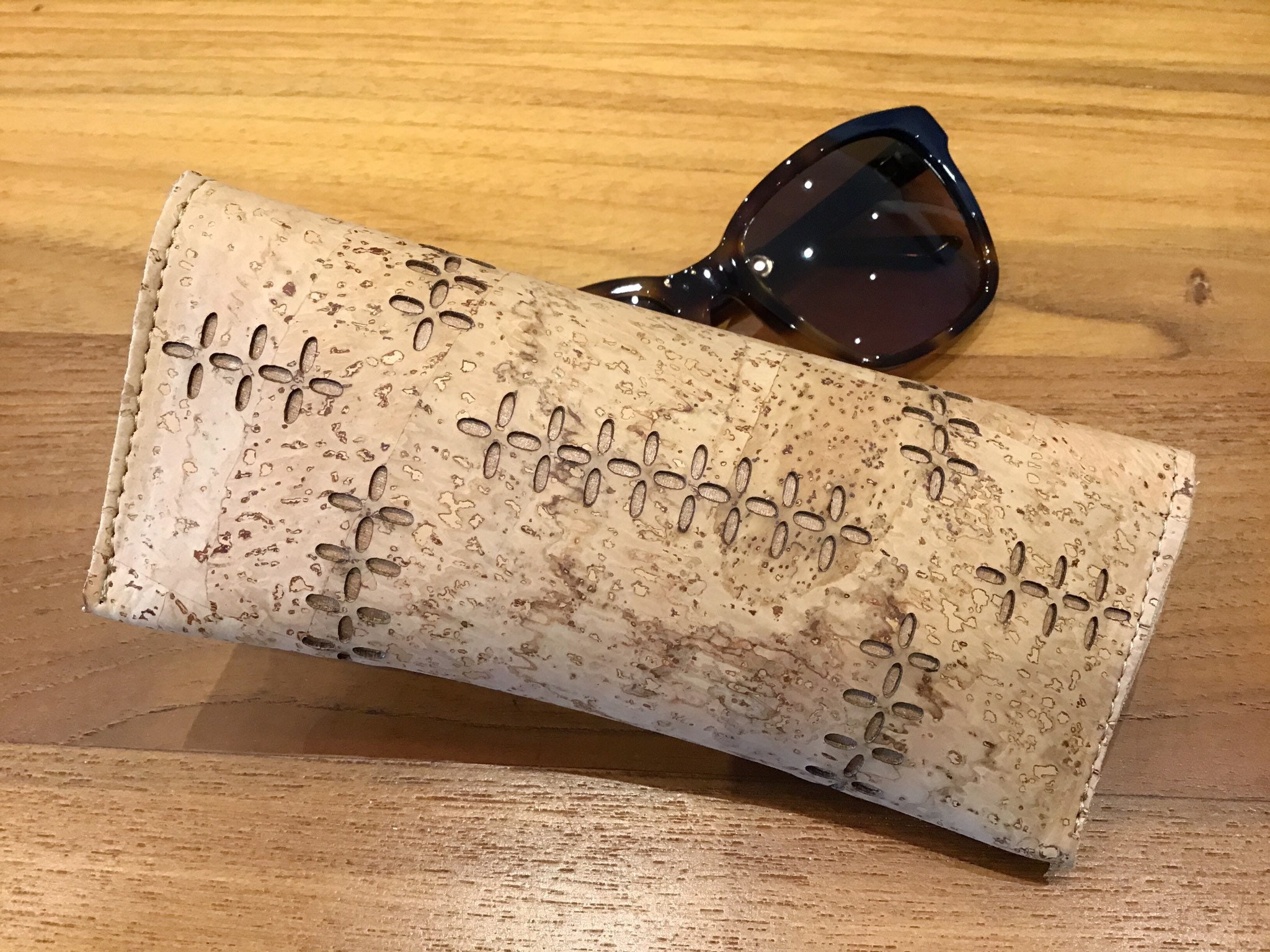 Cork glasses case Vegan Eco Friendly