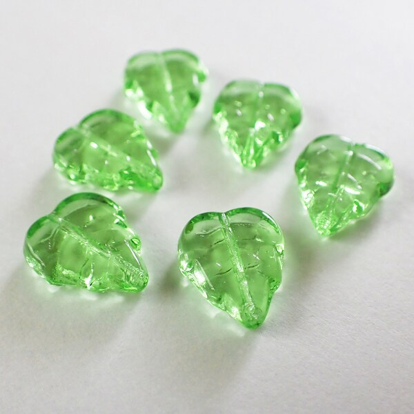 10 - Peridot Green 12x10mm Leaf Beads, Birch, Transparent, Czech Republic Glass Beads, Vintage Style