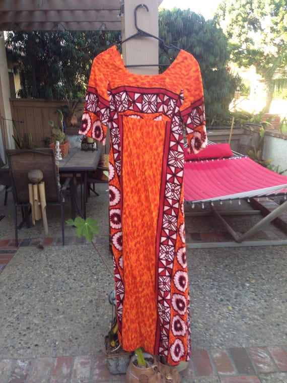 VINTAGE HIPPIE MAXI DRESs