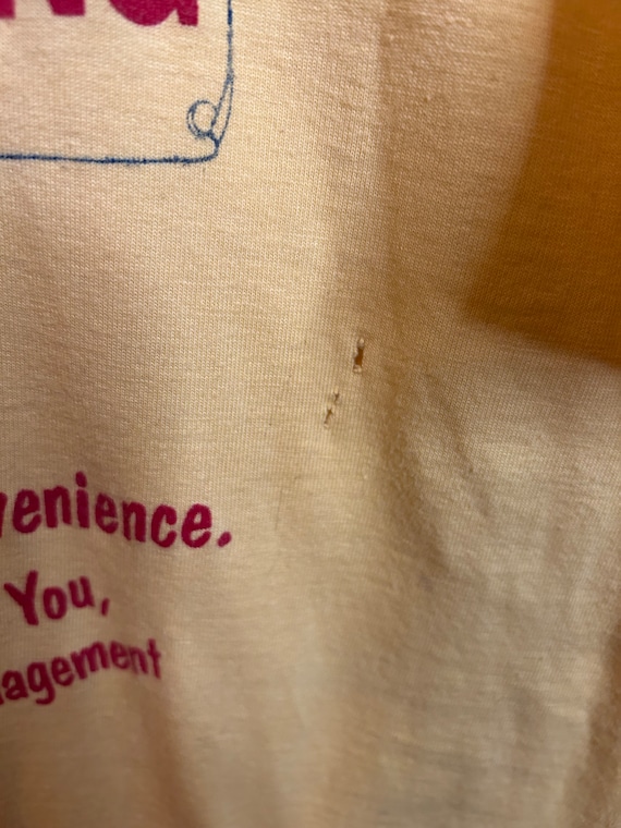 Vintage single stitch yellow remodeling graphic T… - image 3
