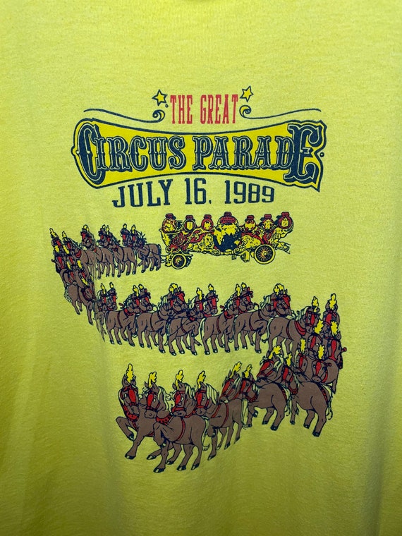 1989 circus parade graphic T-shirt - image 2