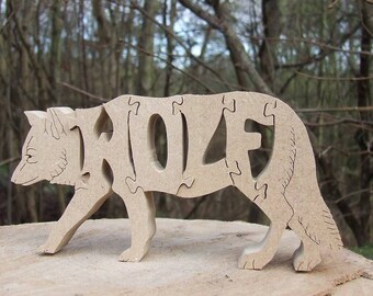 Wolf ornament, wolf gift, birthday gift, wooden wolf, wooden decor, wildlife gift, woodcut wolf, gift for wolf lover, wolf jigsaw,