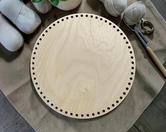40cm Crochet Basket Base – Three Little Cubs Compatible – 60 Holes – 10mm Holes – Birch Wood Crochet Base