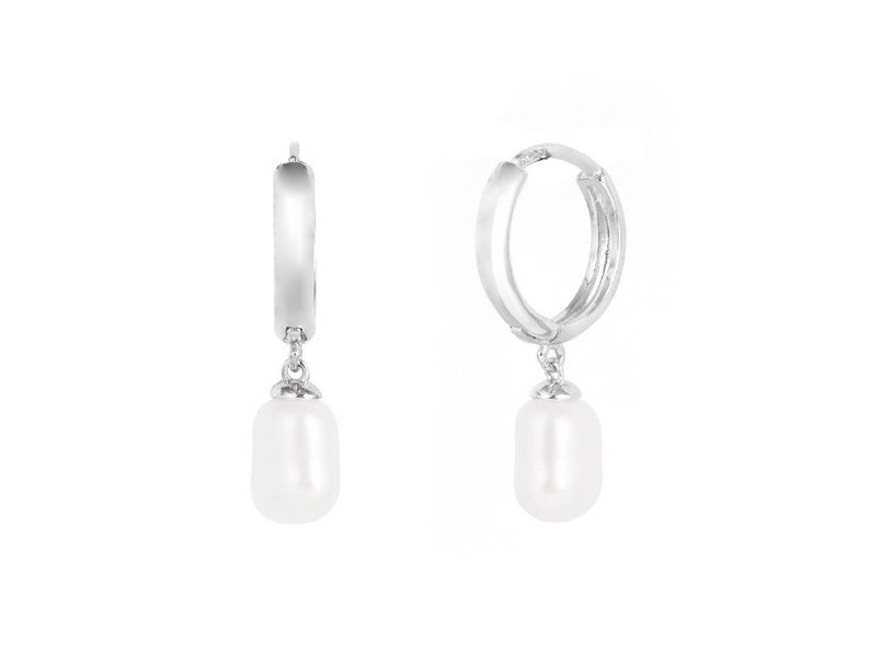 Pearl Hoop Earrings Simple pearl earrings Pearl Hoops Mini Hoop Earrings Gold pearl earrings Silver Pearl Hoop Earrings