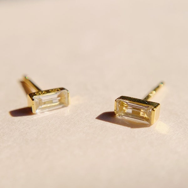 Small Moissanite Baguette Gold Stud earrings for her, bridesmaid stud earrings, Everyday moissanite stud earrings, Gifts for mom