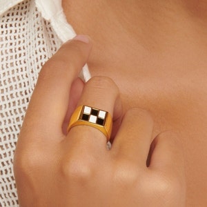 Black and White Checker Enamel Signet 14K Gold Ring, Chunky Band Ring, Y2K Trend Ring, Geometric Statement Ring, Gift for her