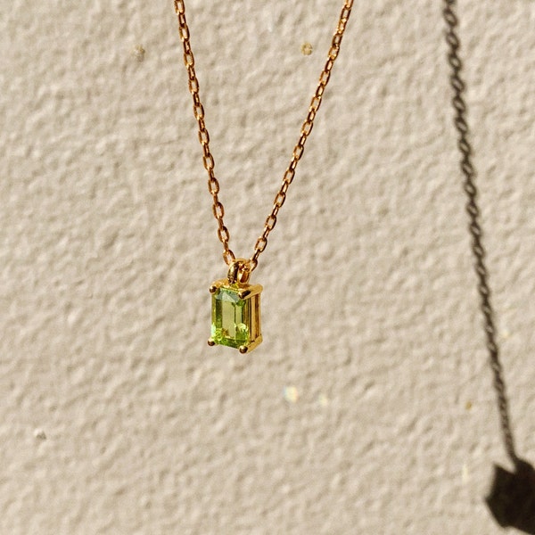 Tiny Peridot Baguette Necklace, August Birthstone 14K Gold Filled Pendant Necklace, Dainty Peridot Pendant Necklace For Her