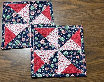 Christmas Quilt Potholder Set: Candy Cane Fabric Hot Pads, Candle Mats