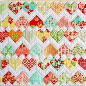 Zigzag Heart Diamond Quilt Pattern (PDF) - "ZigZag Love" - Beginner Friendly and Pre-Cut Friendly. Mini quilt, lap quilt & single bed size.