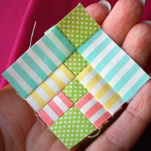 Mini Quilt Block Digital Pattern PDF - Rainbow Flowers