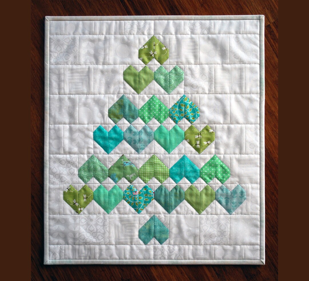 Christmas Hearts Tree Quilt Pattern - Throw & Mini (PDF Pattern) - Etsy