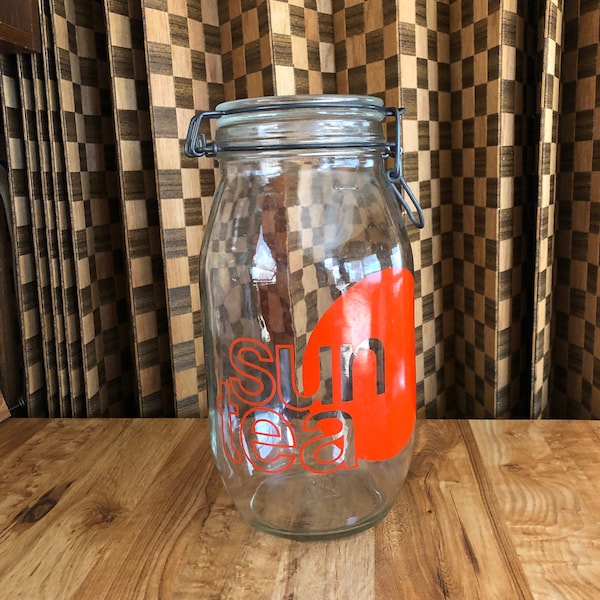 Vintage 70's SUN TEA Glass 2 Liter Jar Large Sealing Glass Jar