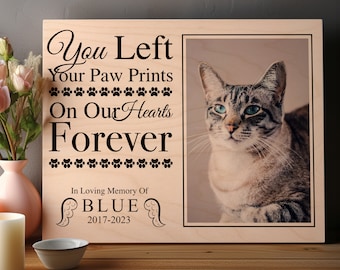 Pet Memorial Frame, Pet Loss Gifts With Photo Dog Sympathy Gift For Cat Remembrance Gift Personalized Dog Memorial Pawprints On Our Hearts