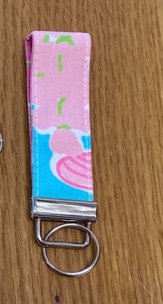 Lilly Pulitzer Folding Wallet, Change Purses, and… - image 2