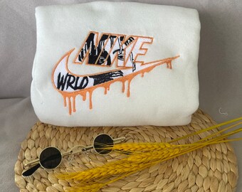 Handgemaakte geborduurde geborduurde Juice WRLD Crewneck Sweatshirt Tribute Hoodie met 999 manchet Rapper Hoodie, Rapper Art Hoodie Shirt