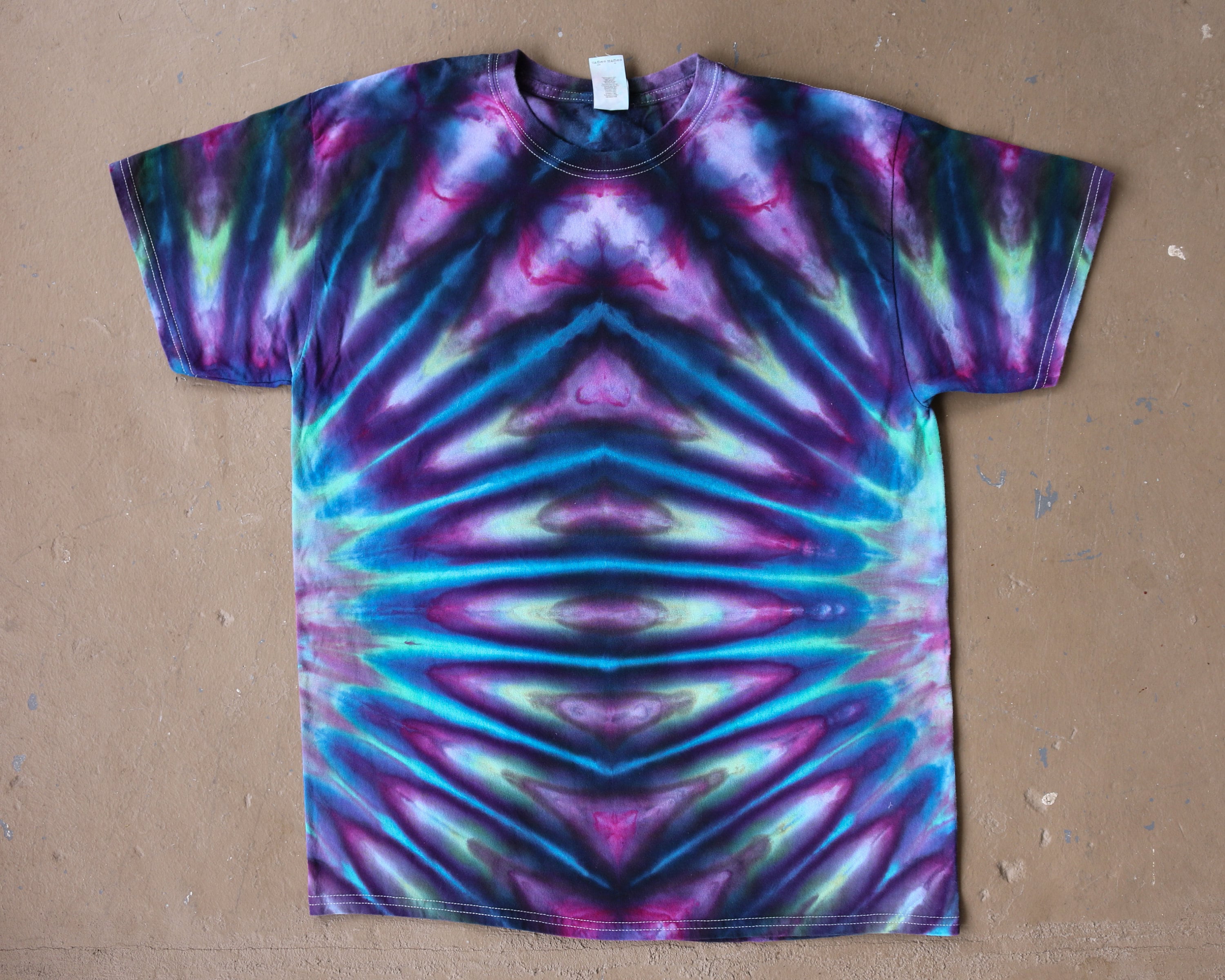 Tie Dye Shirt Large, Psychedelic Clothing, Trippy Shirt, 60s hippie