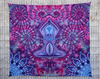 Flow • 85” x 90”