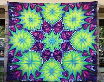 Daydream • 85” x 90” *please read description