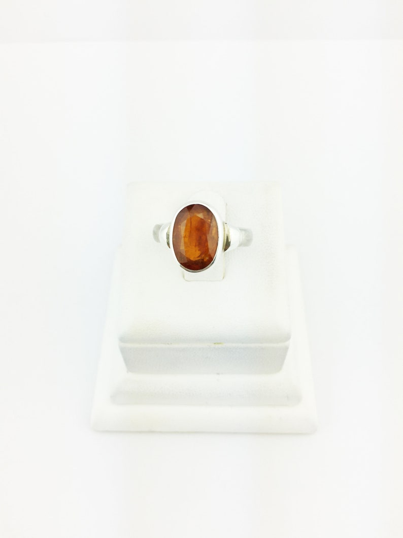 Orange Kyanite Ring 925 Sterling Silver Orange 6.00 Grams Size 7.5