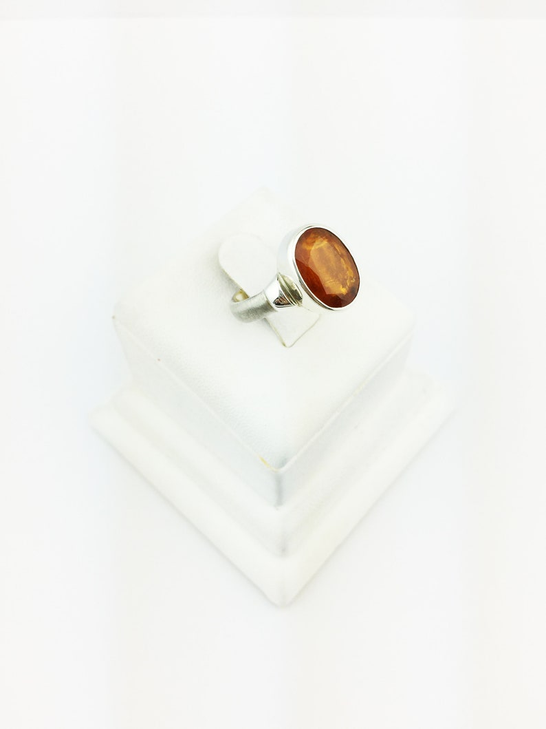 Orange Kyanite Ring 925 Sterling Silver Orange 6.00 Grams Size 7.5