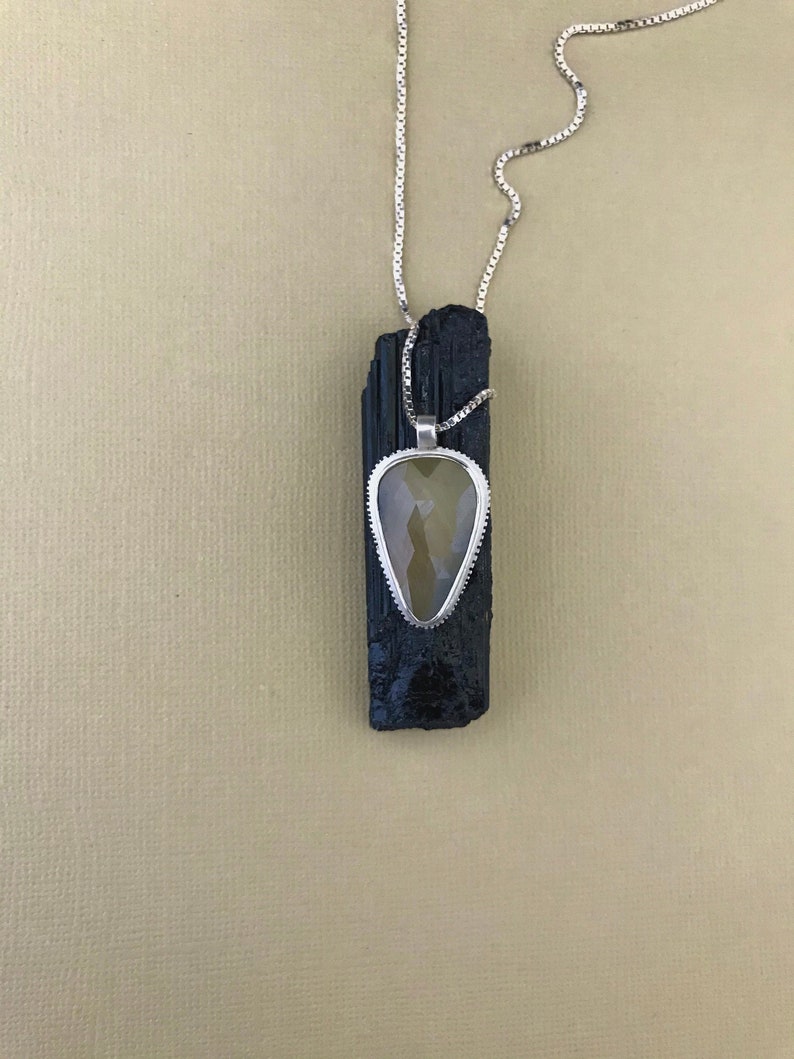 Sapphire Necklace Oracle Reflection