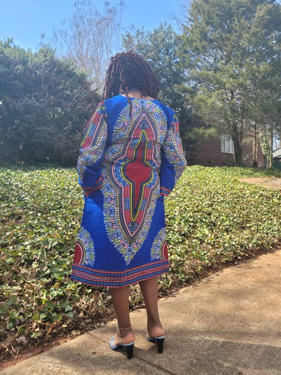 blue dashiki dress Angelina Print Long Sleeves Ankara African Print Size Large Fashion Young Woman Wearing Size:14.5 / s collection:weekend-edit Brocade Air dry to preserve