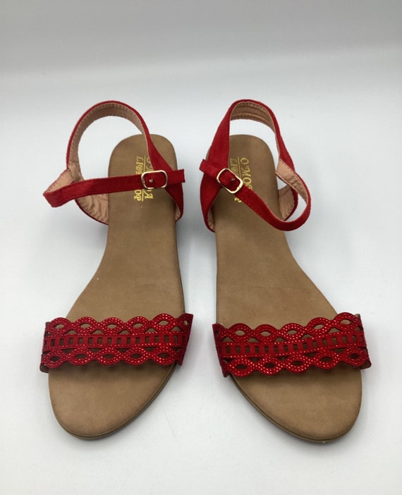 Red sandals size 6 new arrivals