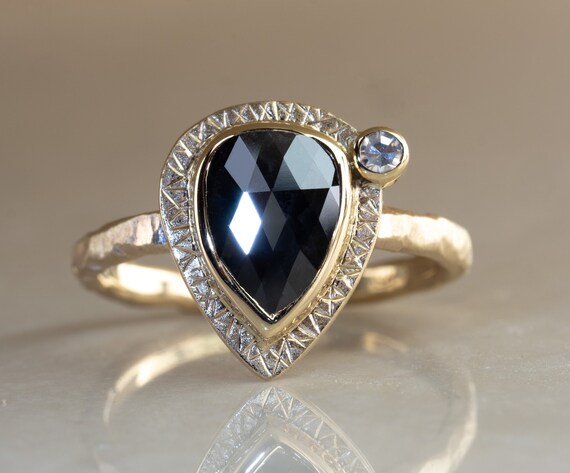 bague or doigt noirci bague or doigt noirci