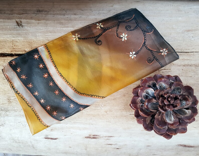 Pocket sqaure in yellow and brown Small idea for men Yellow gift men Groomsmen gift idea Silk pocket square Mens pocket sqaure