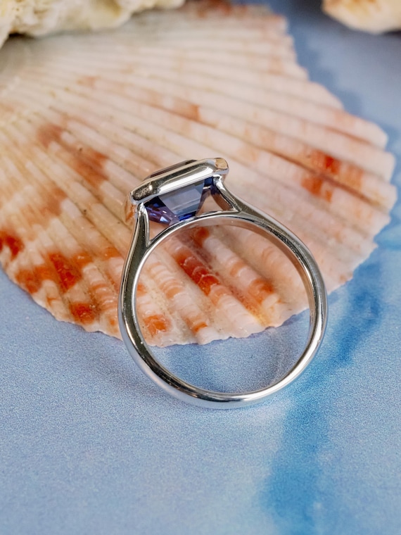 14Kコーンフラワーブルーサファイアリング、アッシャーカット