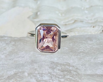 Morganite Ring, Morganite Engagement Ring, Radiant Cut Morganite Ring, Radiant Cut Ring, Morganite Solitaire Ring