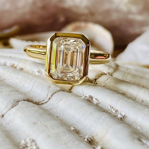 Emerald Cut Moissanite Engagement Ring, 3.00ct. Emerald Cut Engagement Ring, Emerald Cut Solitaire Engagement Ring, Emerald Cut Bezel Ring