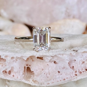 Emerald Cut Moissanite Engagement Ring, Emerald Cut Engagement Ring, Emerald Cut Solitaire, 2.00ct Emerald Cut, Solitaire Engagement Ring