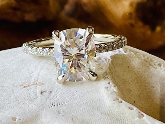 Cushion moissanite ring sale