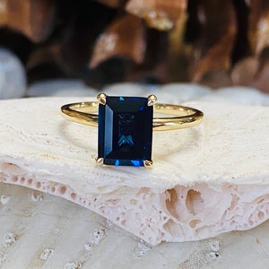 Sapphire engagement hotsell rings etsy