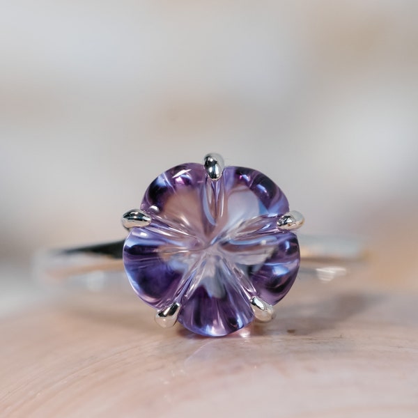 Flower Gemstone Ring, Five Petal Flower Ring, Rose De France Amethyst Ring, Statement Ring, Right Hand Ring, Solitaire Flower Ring