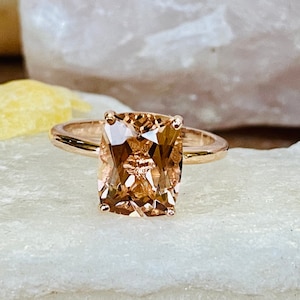 14k Natural Morganite Ring, Morganite Engagement Ring, Gold Morganite Ring, Elongated Cushion Cut Morganite Ring, Solitaire Morganite Ring