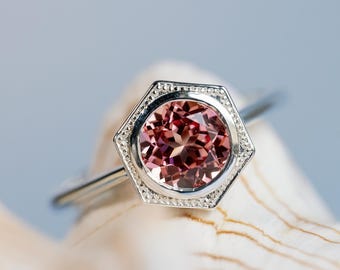 Art-Deco-Saphirring, 1.00ct Saphirring, Lab Padparadscha Saphir, ethisch hergestellt, Art-Deco-Fassung, Sechseck-Fassung