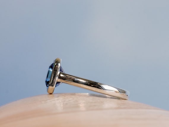 14Kコーンフラワーブルーサファイアリング、アッシャーカット